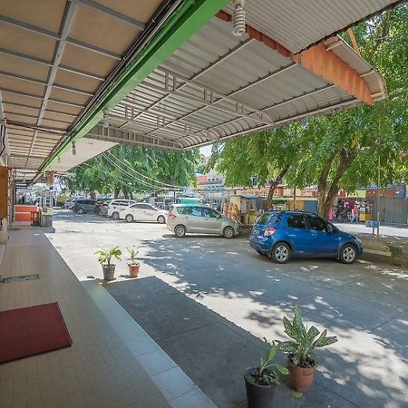 Reddoorz Near Nagoya Citywalk Batam 2 Ngoại thất bức ảnh