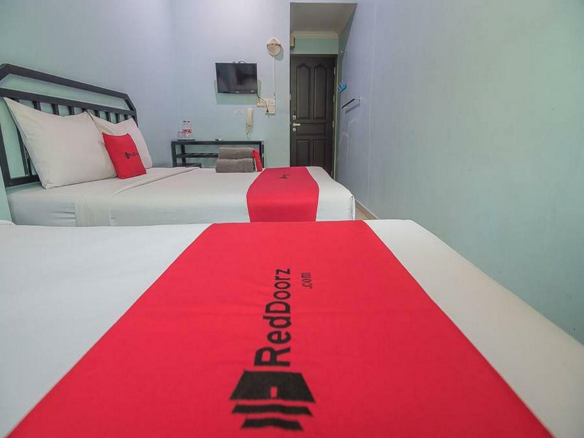Reddoorz Near Nagoya Citywalk Batam 2 Ngoại thất bức ảnh