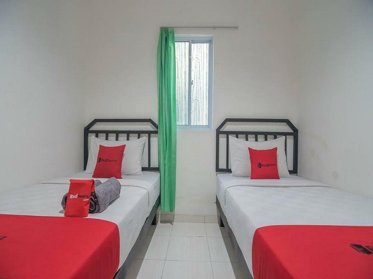 Reddoorz Near Nagoya Citywalk Batam 2 Ngoại thất bức ảnh