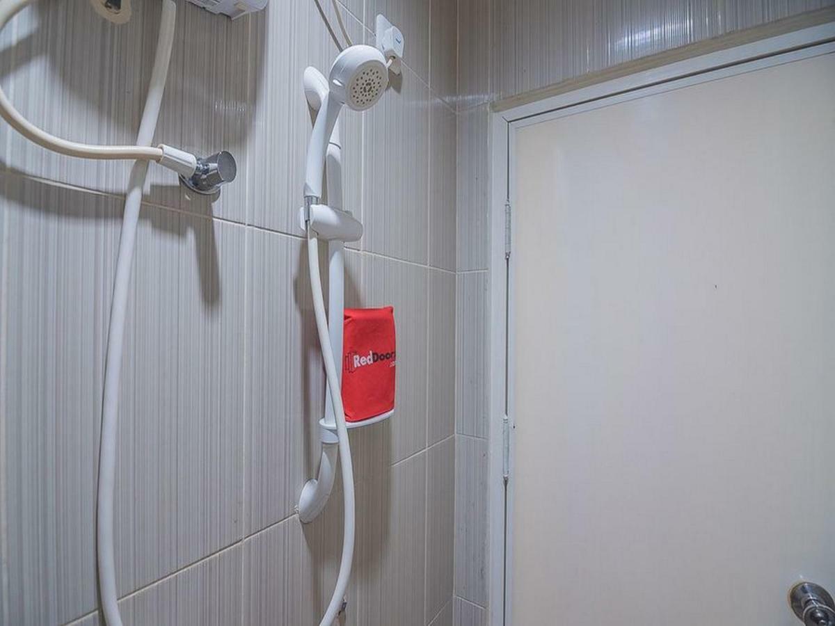 Reddoorz Near Nagoya Citywalk Batam 2 Ngoại thất bức ảnh