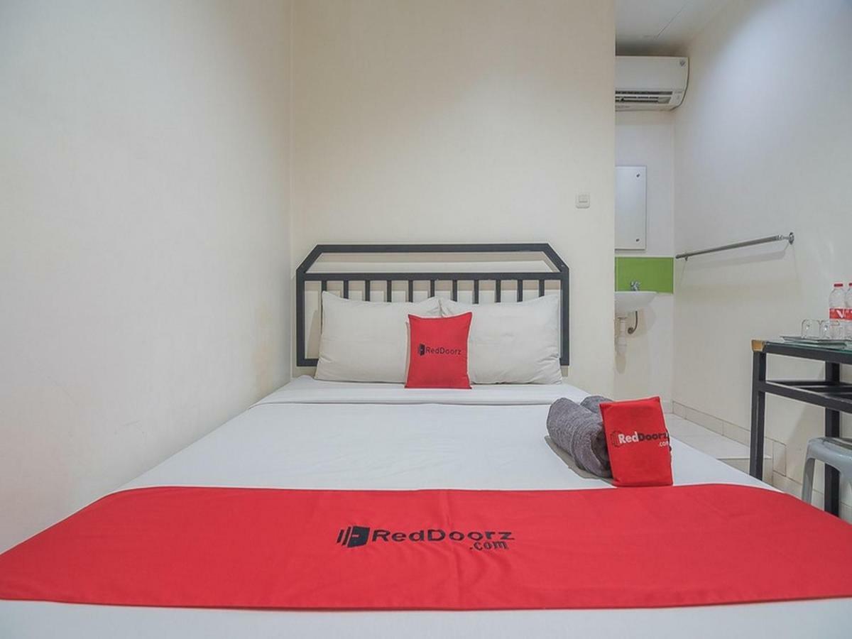 Reddoorz Near Nagoya Citywalk Batam 2 Ngoại thất bức ảnh