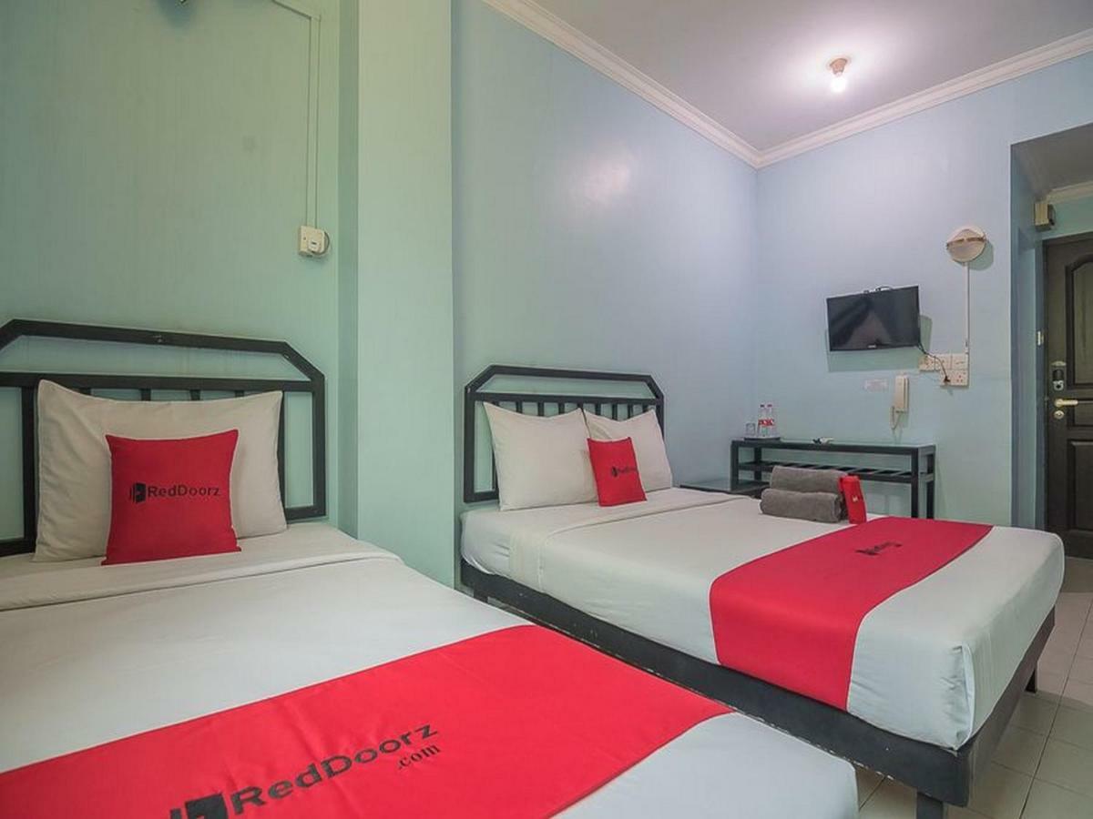 Reddoorz Near Nagoya Citywalk Batam 2 Ngoại thất bức ảnh